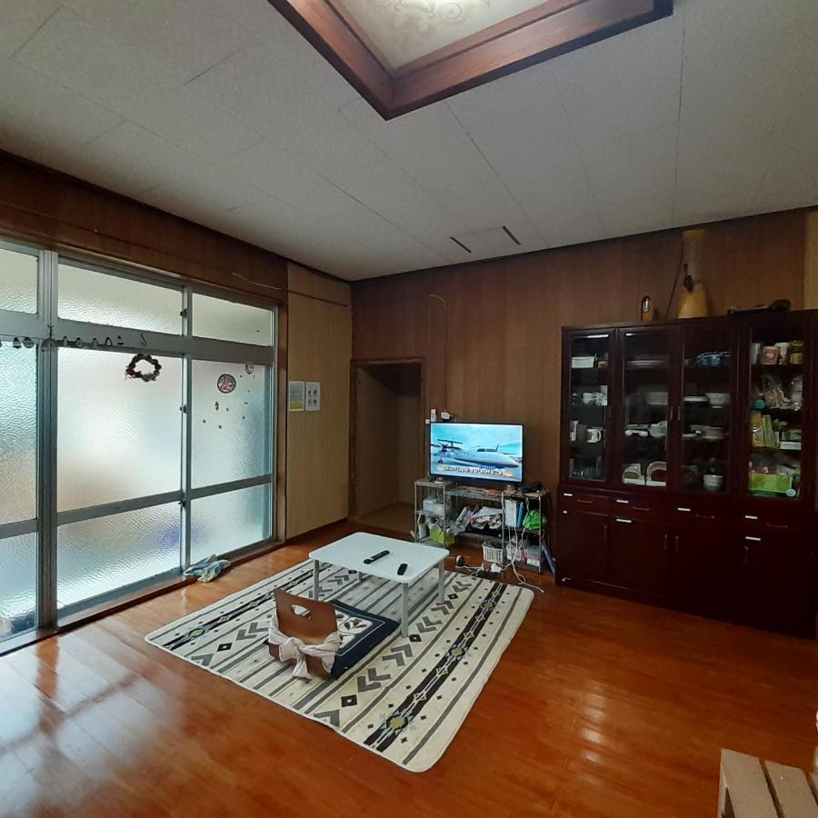 民泊まったりん人 Apartment Kumejima Exterior foto