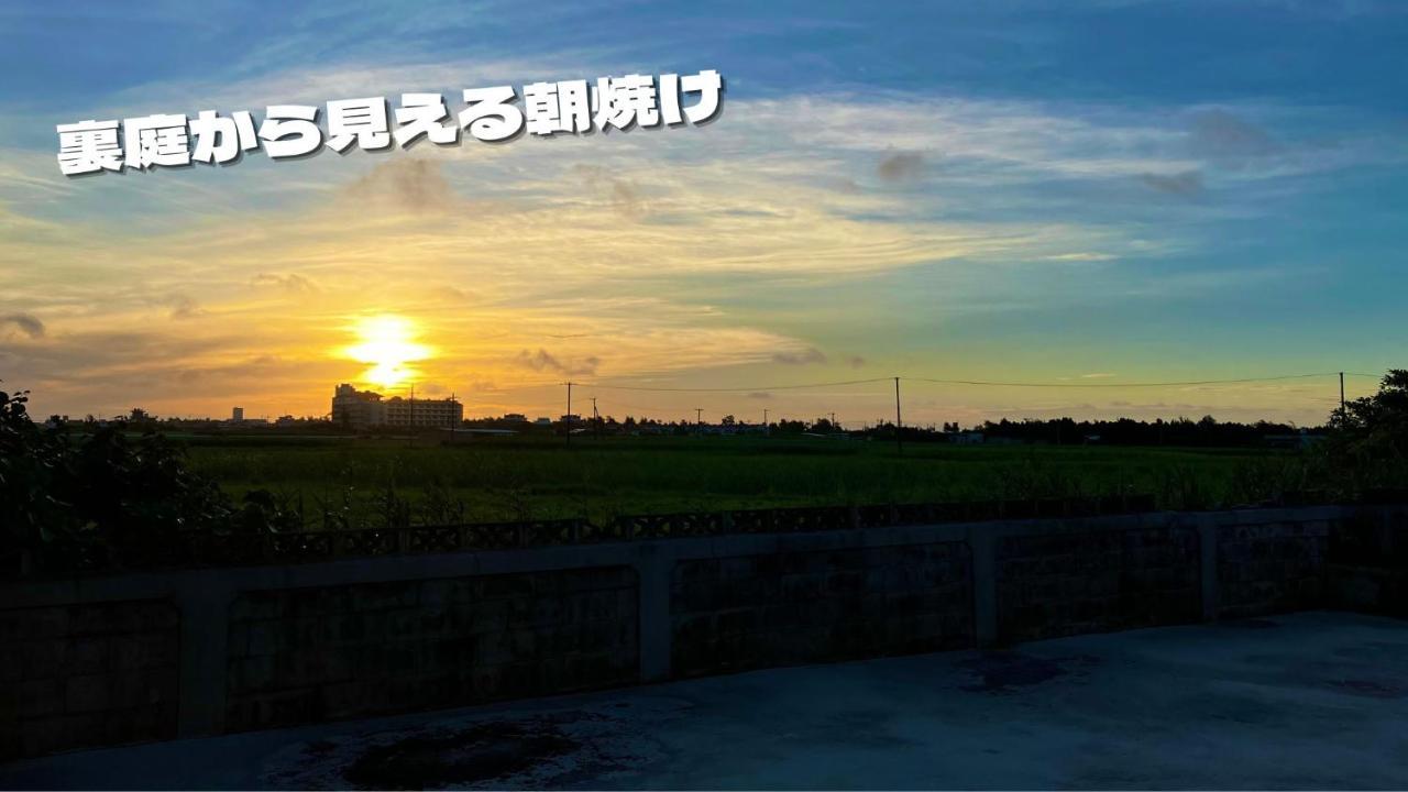 民泊まったりん人 Apartment Kumejima Exterior foto
